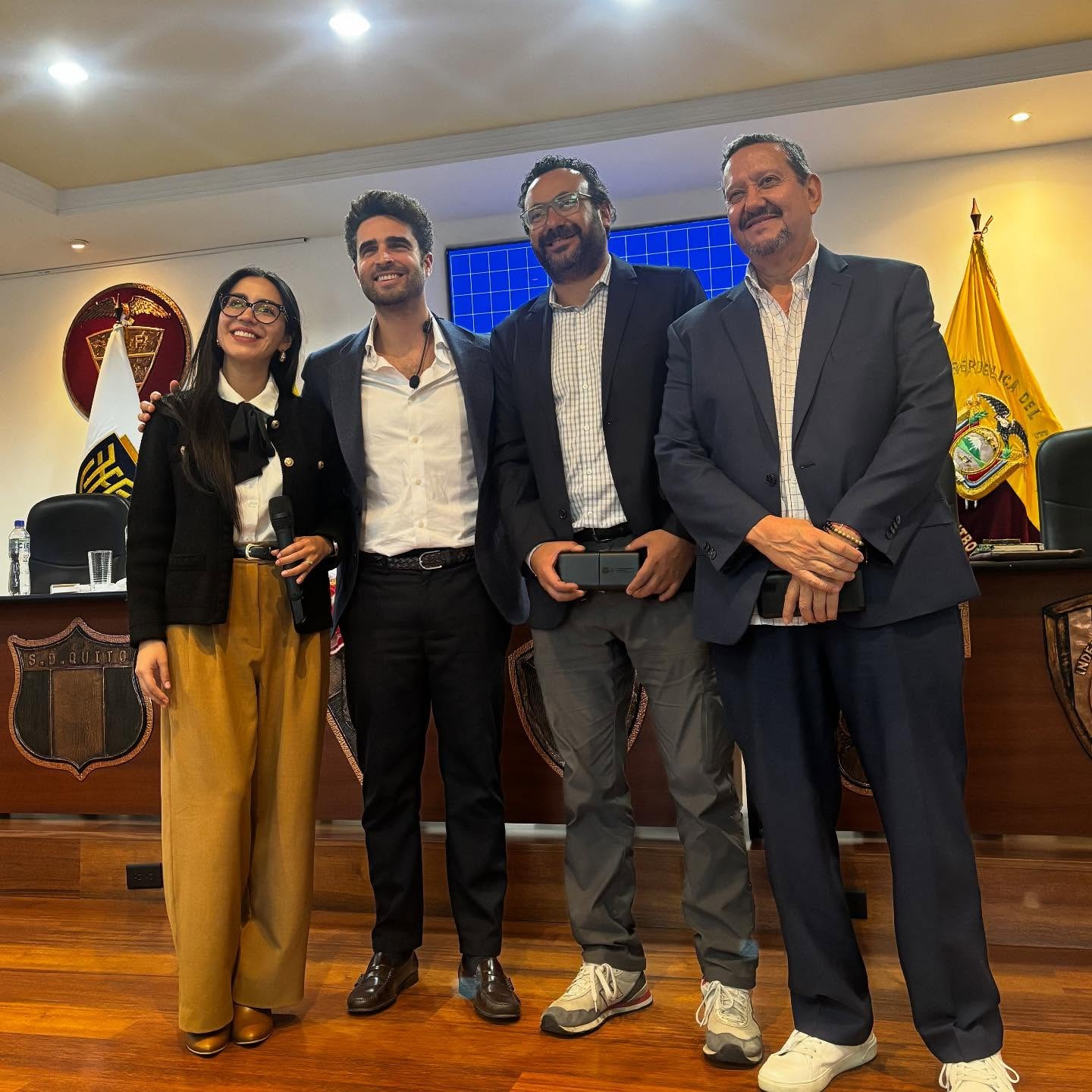 WhatsApp Image 2025-10-27 at 15.44.16 (1)